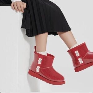 UGG Women's Red Ankle Boots 5 runs big